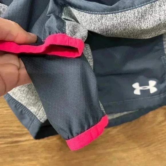 Under Armour Women’s Small Running Jacket Gray Pink | Lightweight ColdGear Zip - Picture 5 of 5